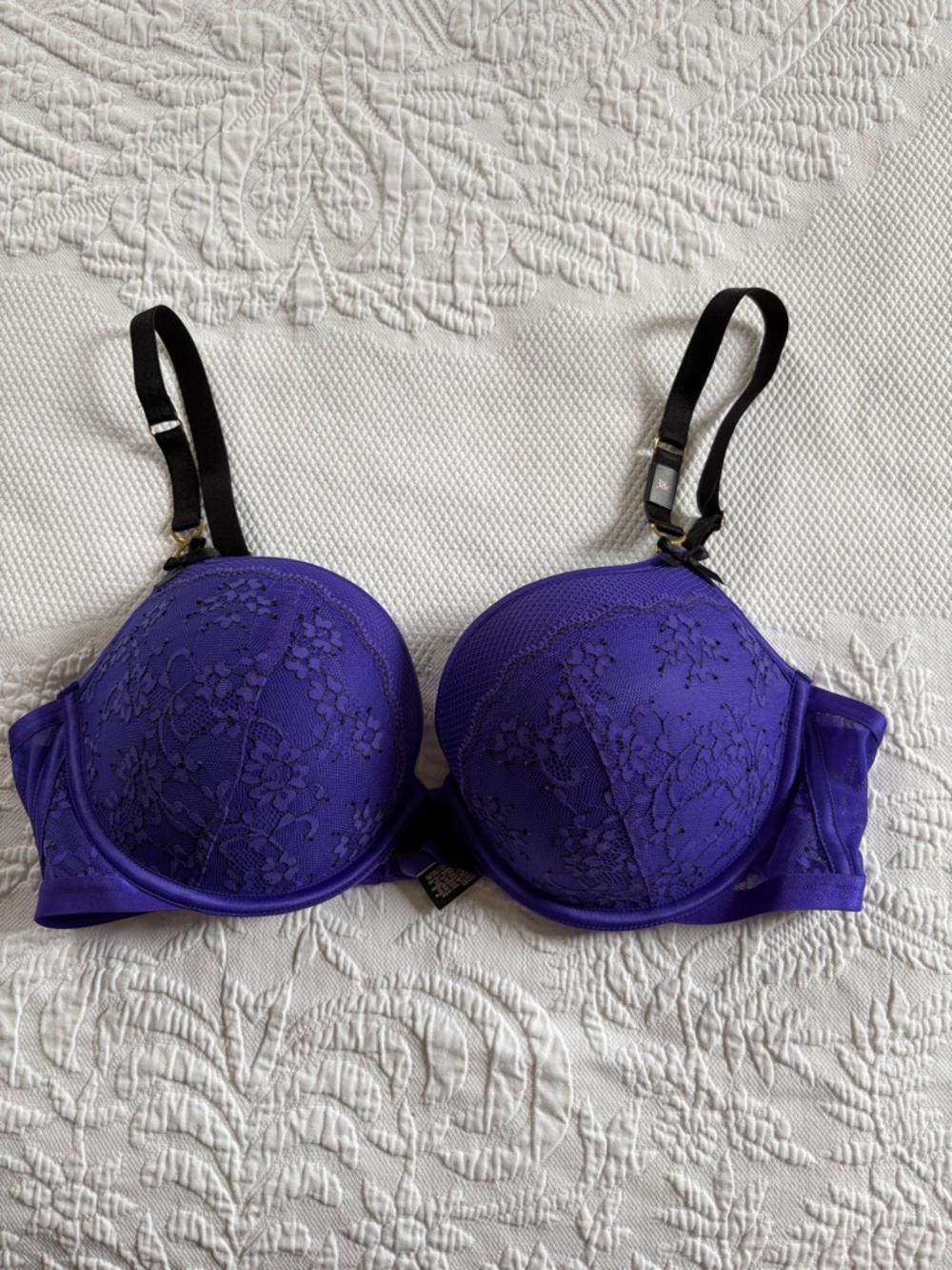 NWT Victoria’s Secret very sexy padded Demi purple lace size 38C